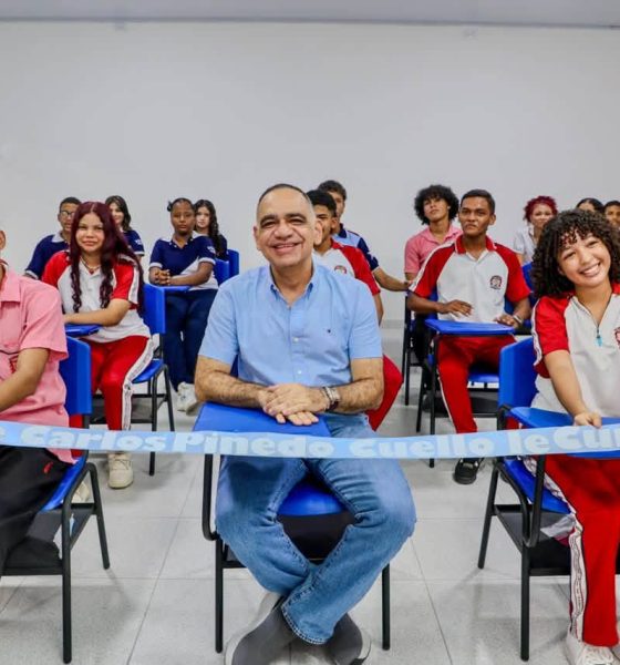 Alcaldía entregó 10 salones renovados y 100 pupitres en la I.E.D. Jacqueline Kennedy