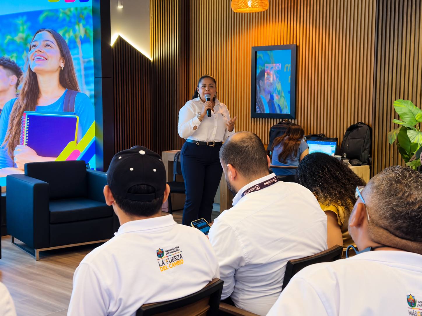 Margarita Guerra fortalece la educación superior en El Banco y Plato con 1.700 estudiantes